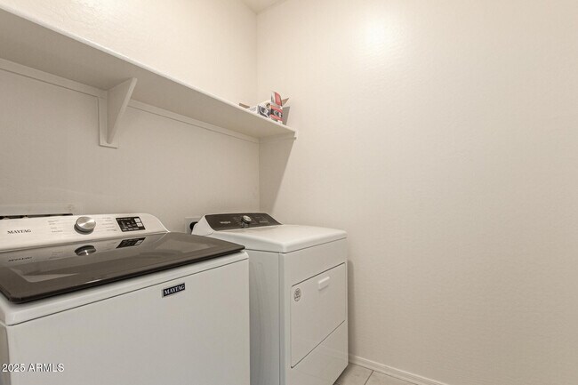 Building Photo - 1017 S 7th St