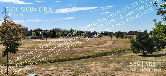 Building Photo - 7606 N Sioux Cir