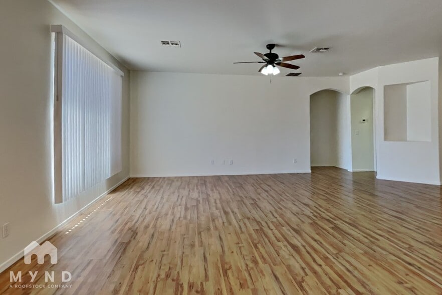Building Photo - 13133 W Citrus Way
