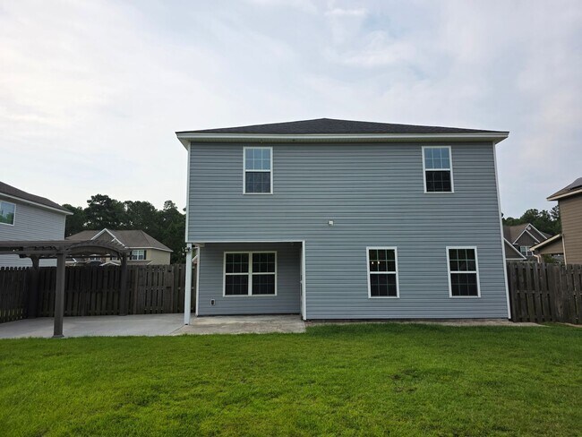 Building Photo - Belmont Glen! South Effingham Schools! Community Amenities!