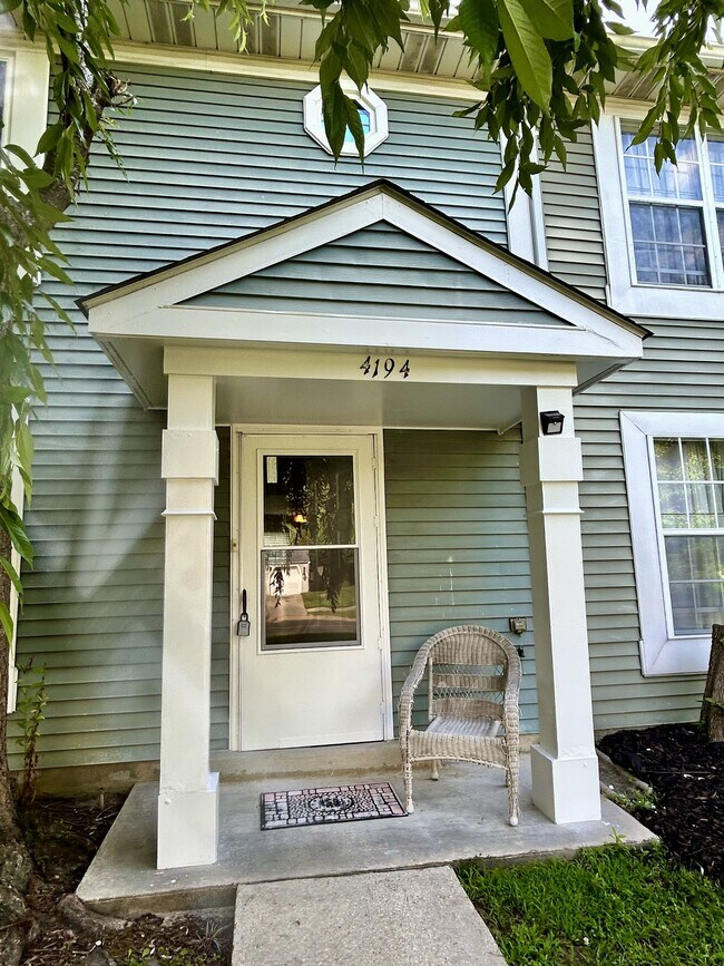Building Photo - 4194 Bluebird Dr