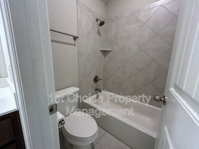 Building Photo - 7205 Tesoro Trl