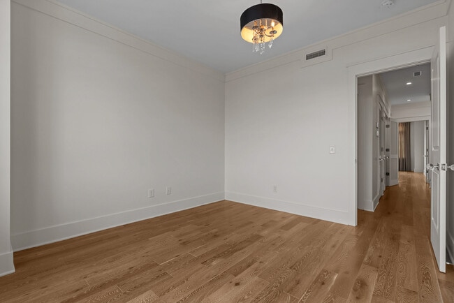 Building Photo - M West