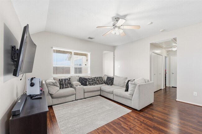 Building Photo - 14530 Morningside Vw Dr