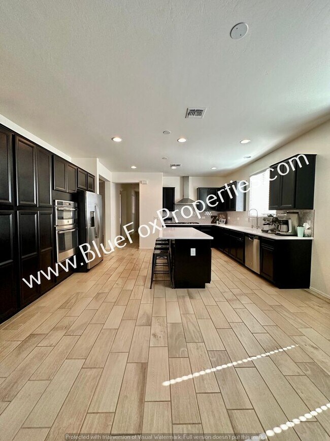 Building Photo - 4496 S Saginaw Hill Dr