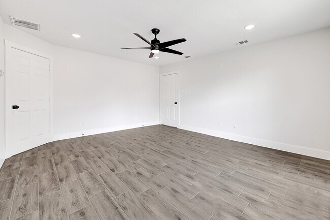 Building Photo - 4606 Pine Meadow Dr