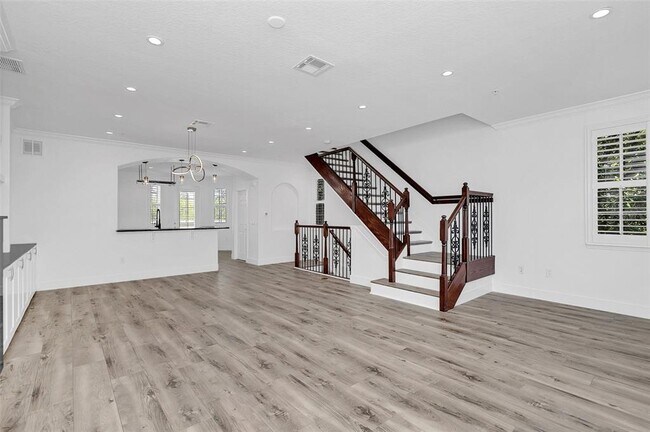 Building Photo - 1579 Chatfield Pl
