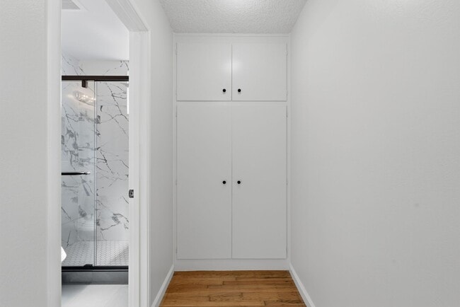 Building Photo - Spacious South San Francisco Home with Large Backyard, Garage & In-Unit Laundry