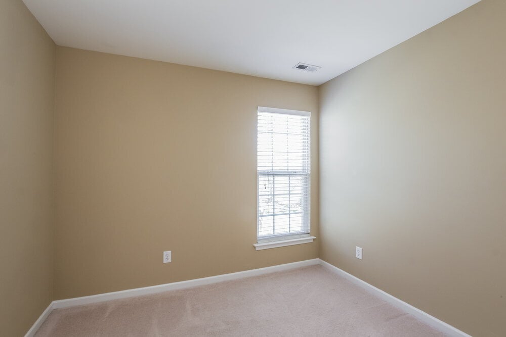 Building Photo - 3000 Linstead Dr