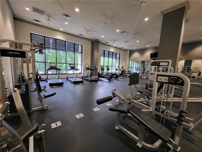 Building Photo - 3040 Peachtree Rd