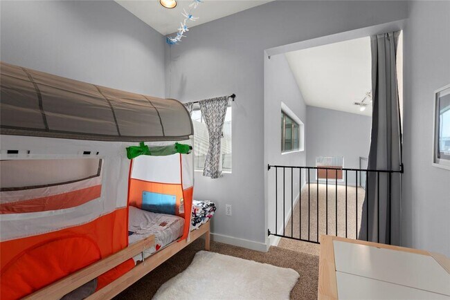 Building Photo - 3044 Commerce St