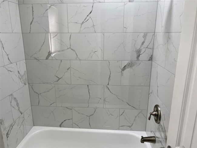 Building Photo - 5300 Jason Dr