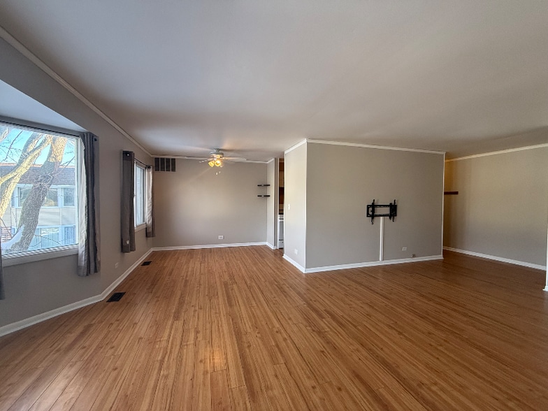 Building Photo - 3108 Roberts Dr