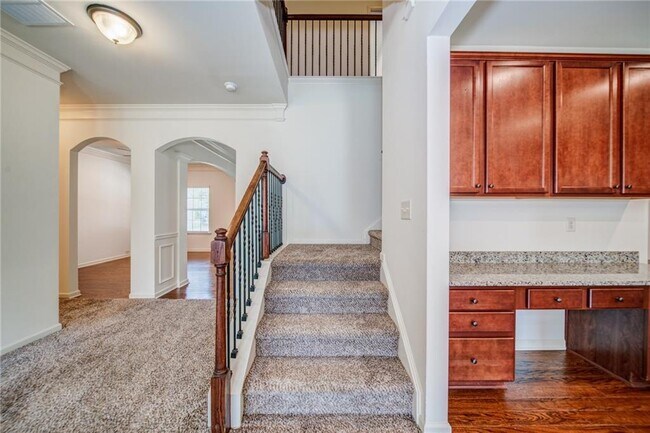 Building Photo - 129 Stonewood Creek Ct