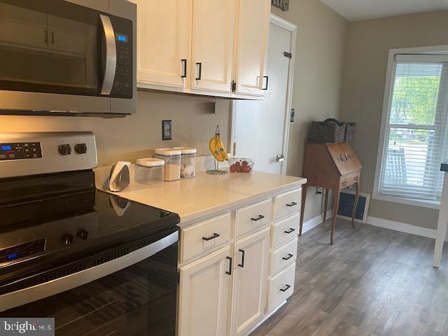 Building Photo - 8501 Adventure Ct