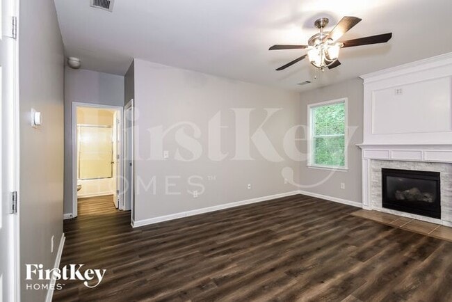 Building Photo - 3835 Green Ridge Ct