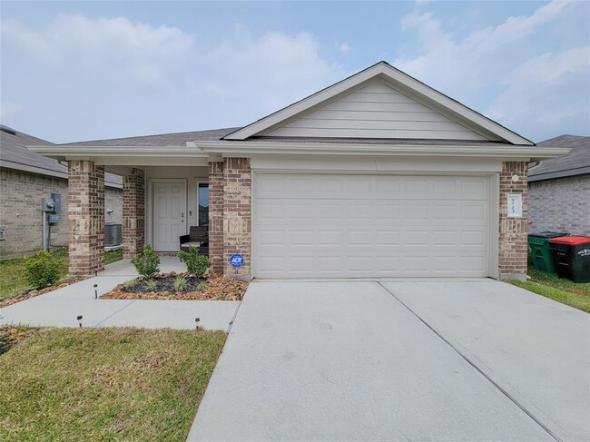 Building Photo - 5723 Sycamore Glen Dr