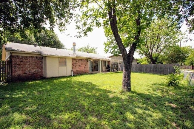 Building Photo - 3309 Ridgeglen Cir