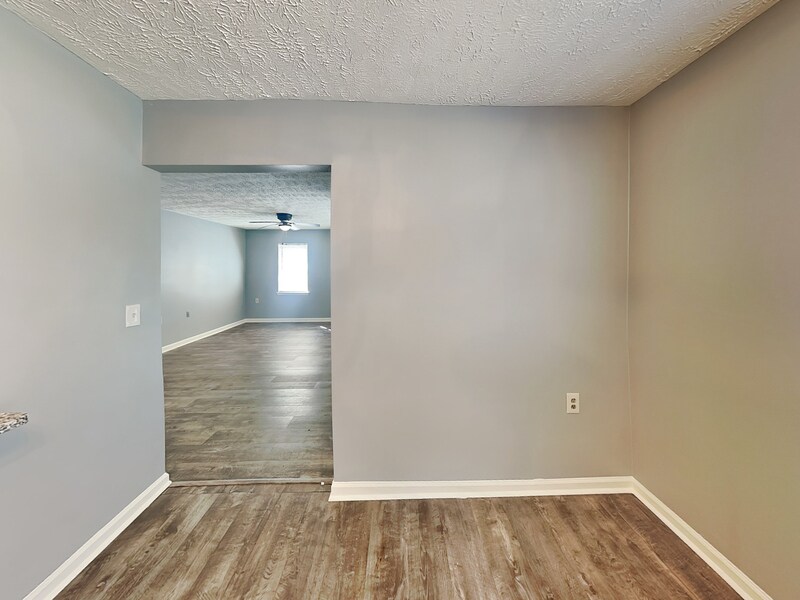 Building Photo - 249 Chappell Rd NW