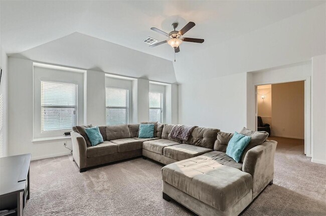 Building Photo - 2225 Sauterne Dr