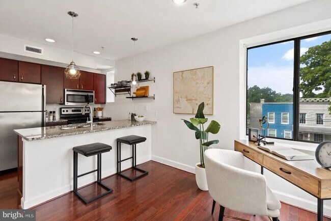 Building Photo - 5401 9th St NW