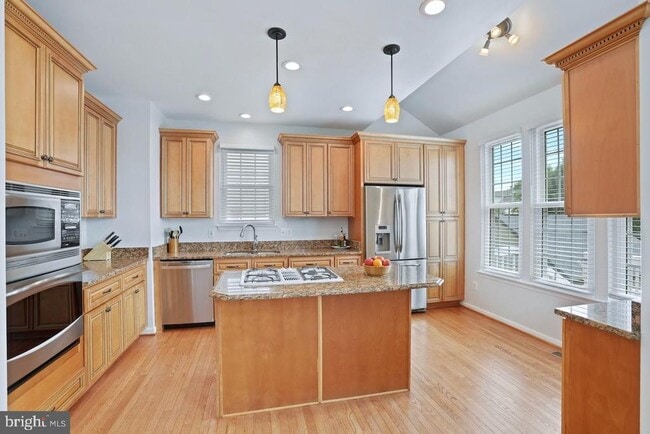 Building Photo - 20400 Charter Oak Dr