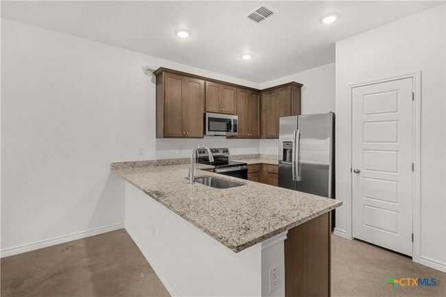Building Photo - 1226 Concord Dr