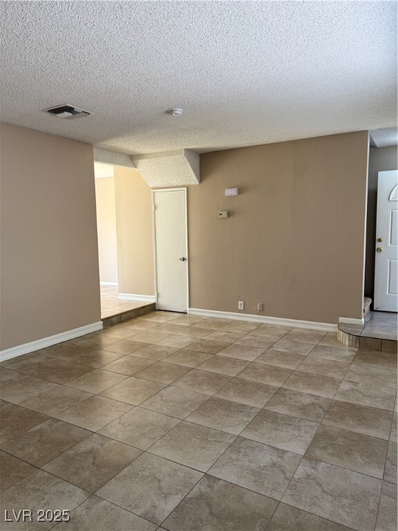 Building Photo - 3676 S Garden Dr