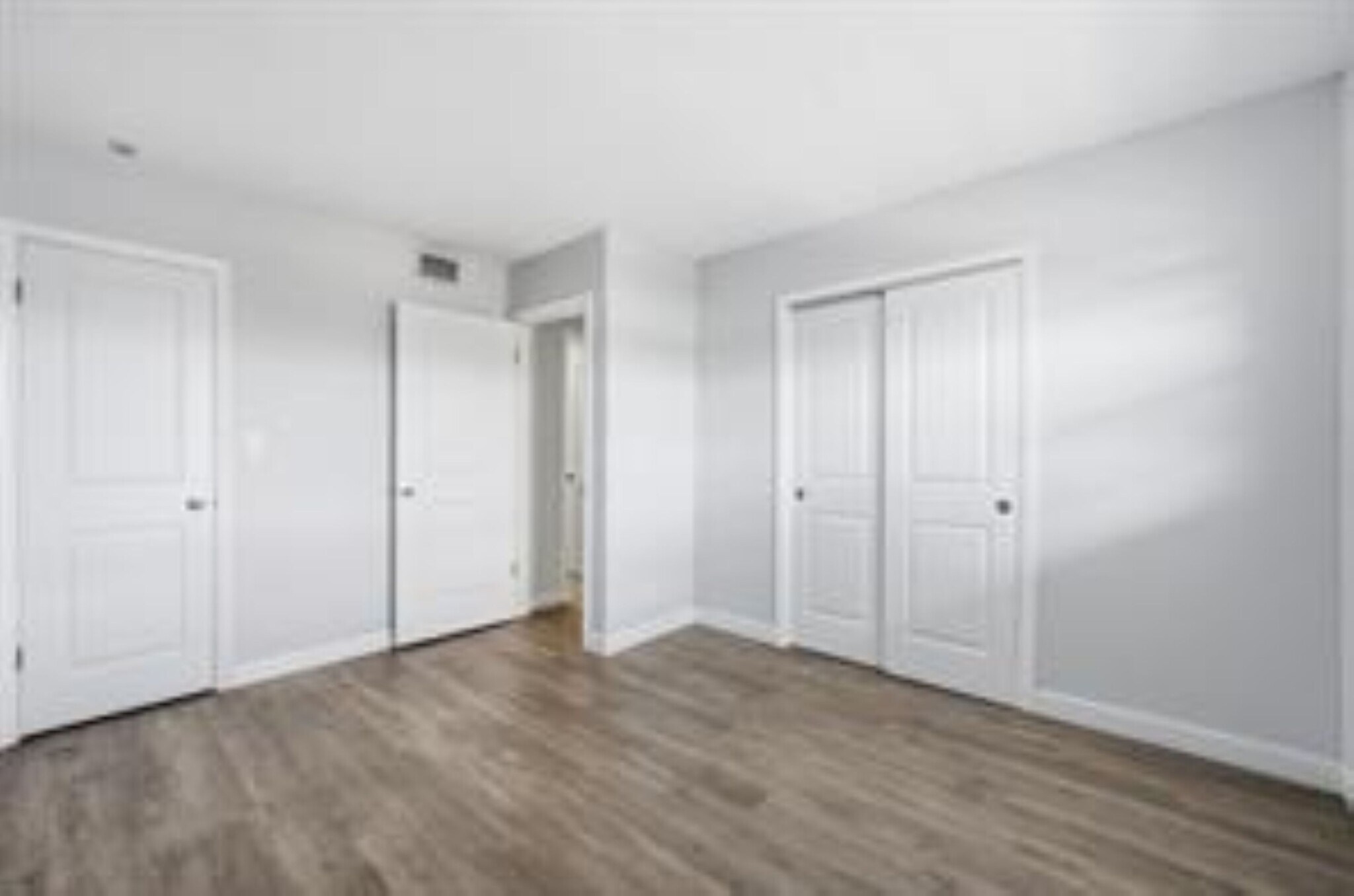 Building Photo - 1400 NE 57th St