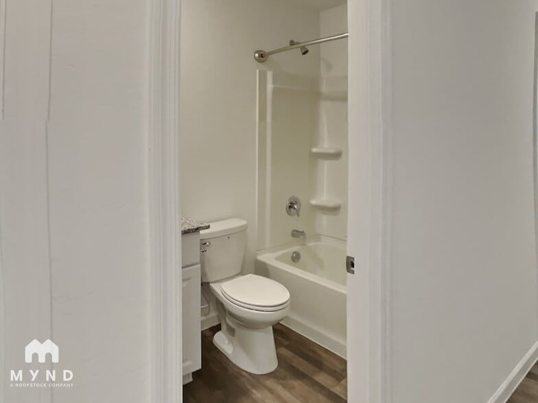 Building Photo - 9770 W Heather Dr