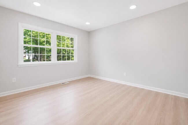 Building Photo - 14819 Smethwick Pl