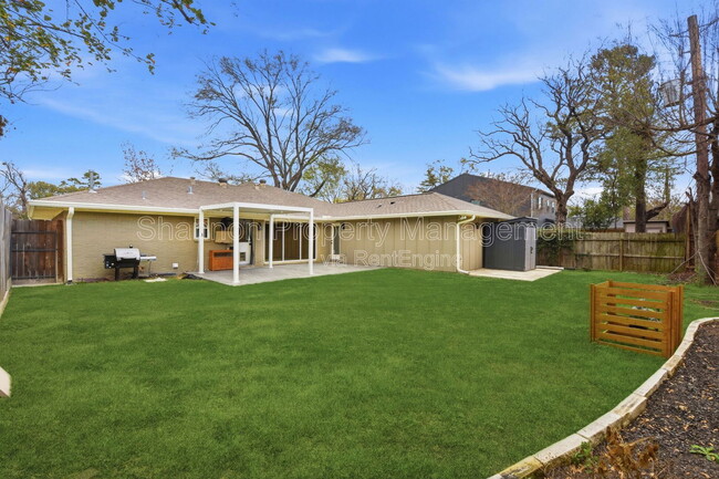 Building Photo - 2019 Brimberry St