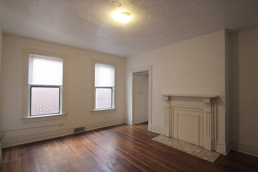 Building Photo - 435 Franklin Ave