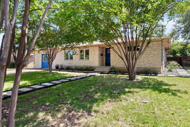 Building Photo - 4809 Roundup Trail