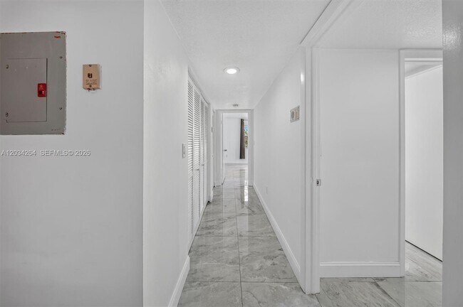 Building Photo - 8540 SW 212th St