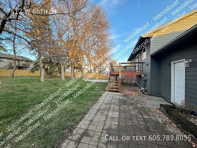 Building Photo - 7412 W 66th St