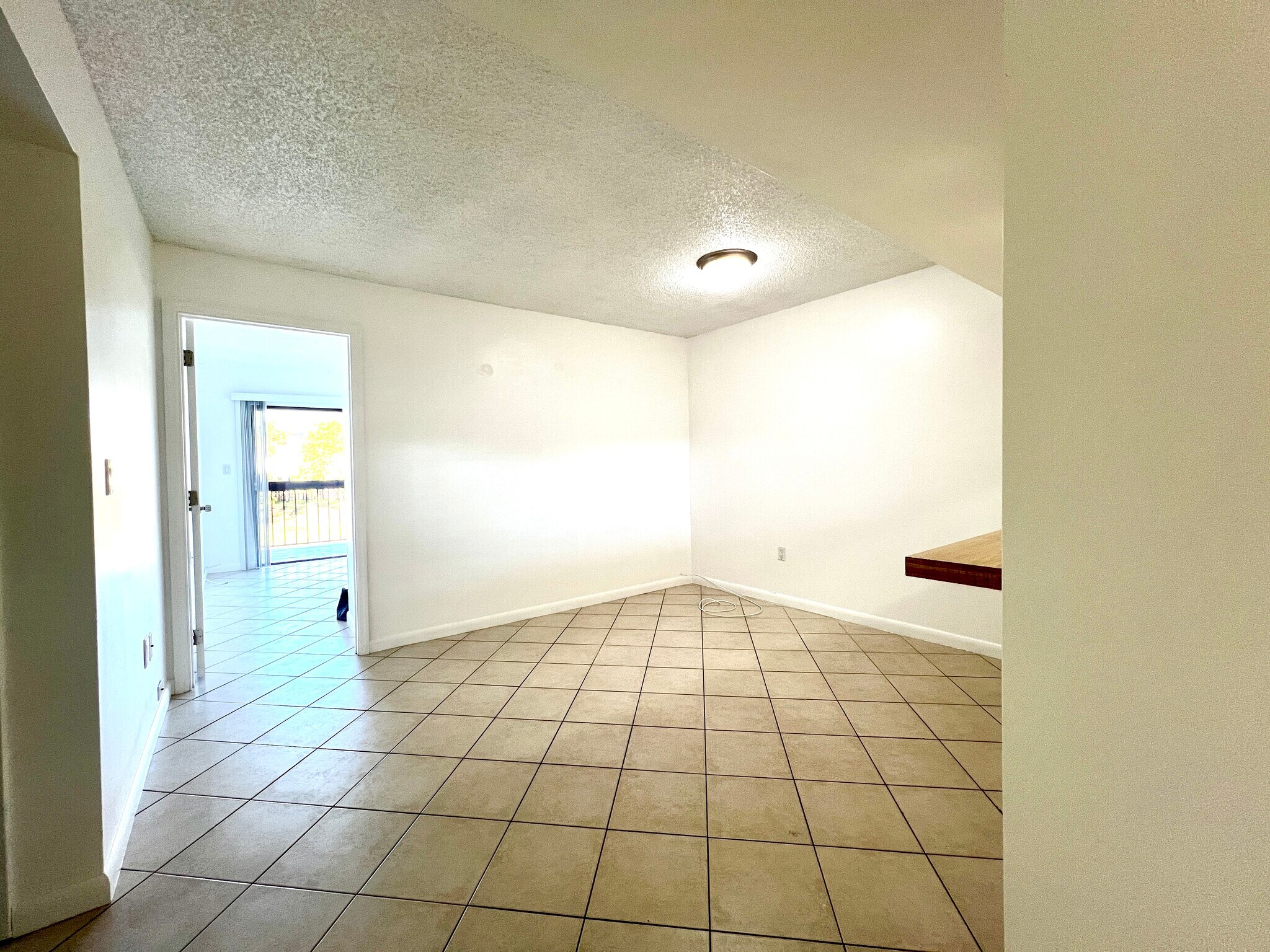 Building Photo - 10315 NW 9th Street Cir