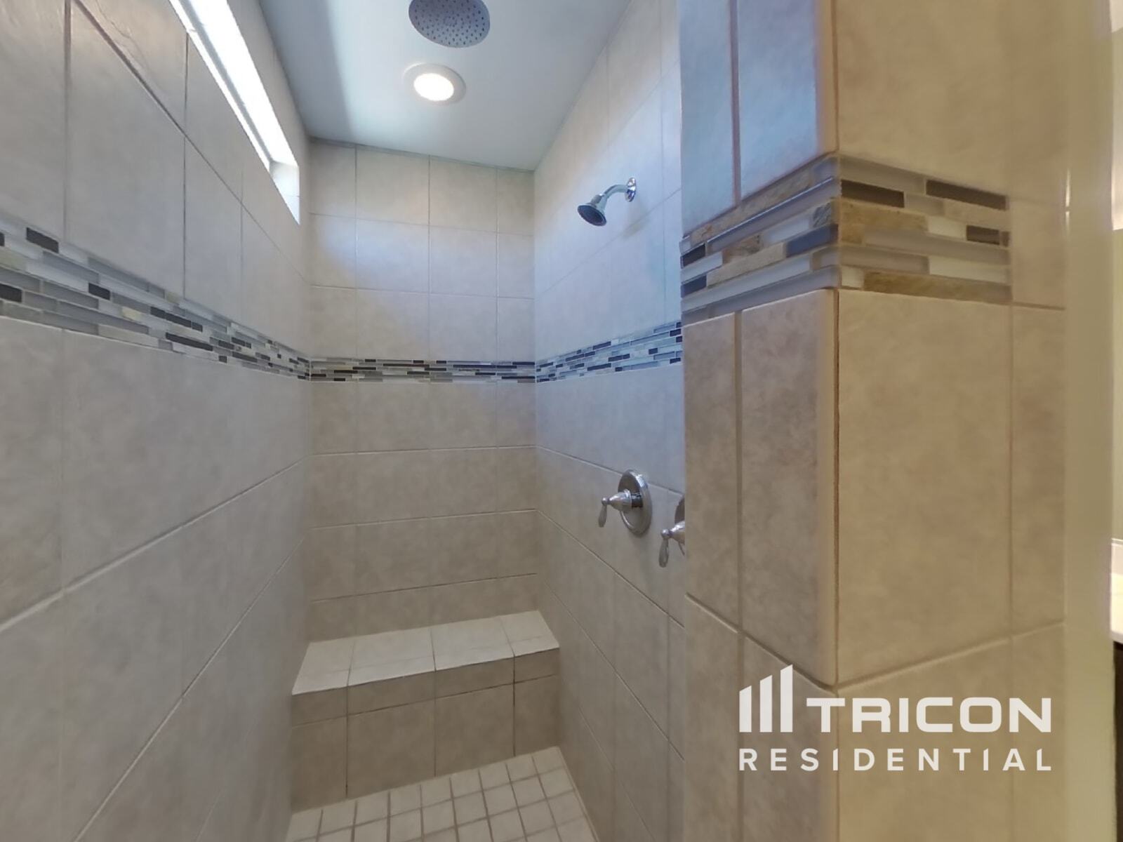 Building Photo - 10250 Copalito Dr