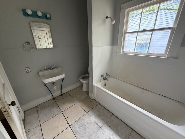 Building Photo - 6111 Lexington-