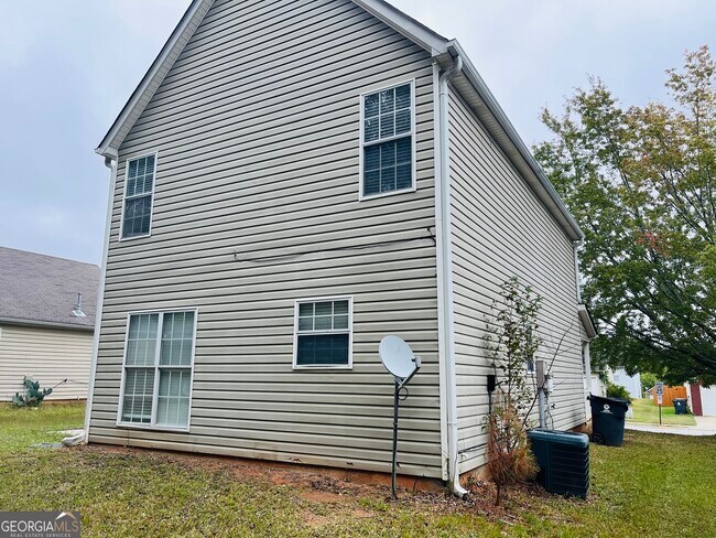 Building Photo - 3510 Brookstone Way