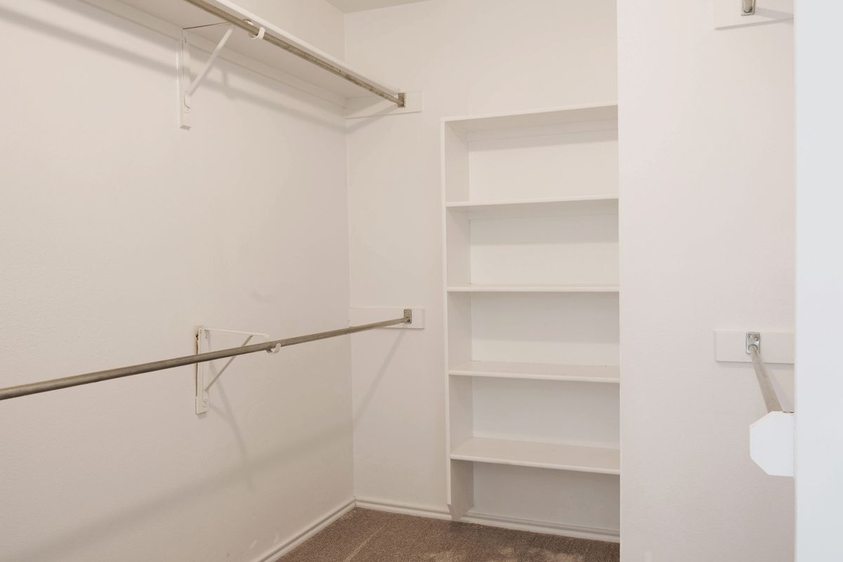 Building Photo - 7711 Parkwood Way