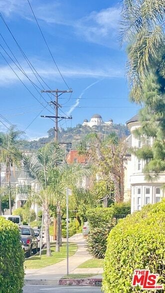 Building Photo - 1860 Alexandria Ave