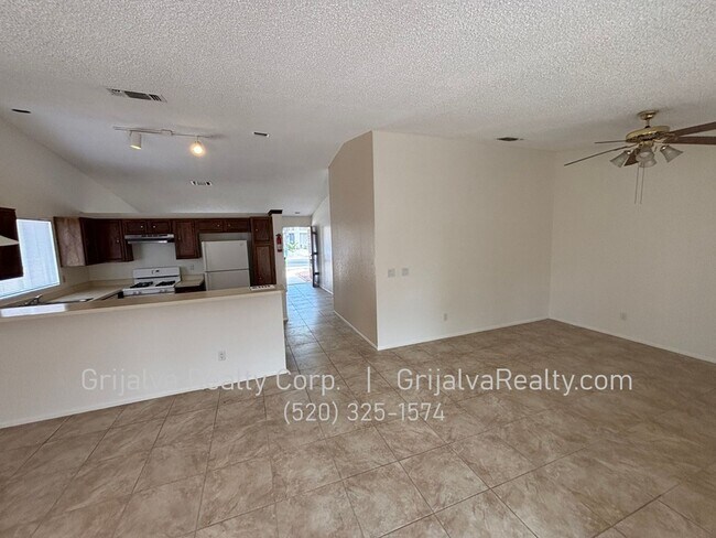 Building Photo - 3 Bedroom House in Midvale for Rent (Drexel/Midvale Park)