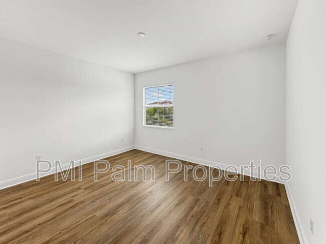 Building Photo - 3001 Strada Court