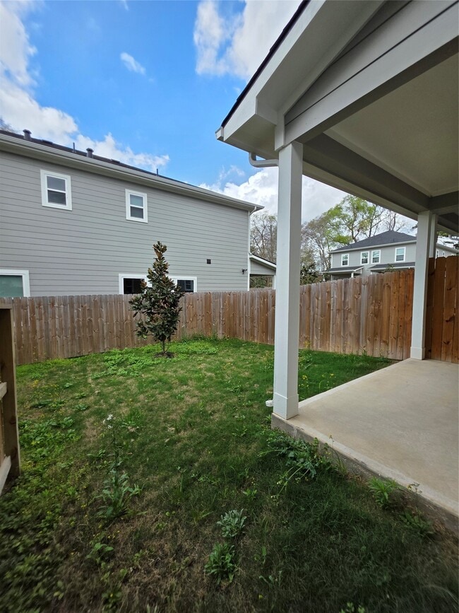 Building Photo - 1407 Odd Fellow St