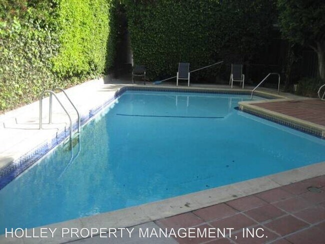 Building Photo - 1350 N Crescent Heights Blvd