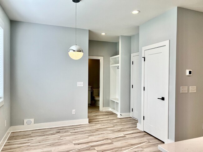 Building Photo - New Construction! Unit B Available!