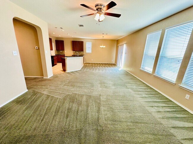 Building Photo - Your Dream Awaits! A Charming 4 bedroom 2....