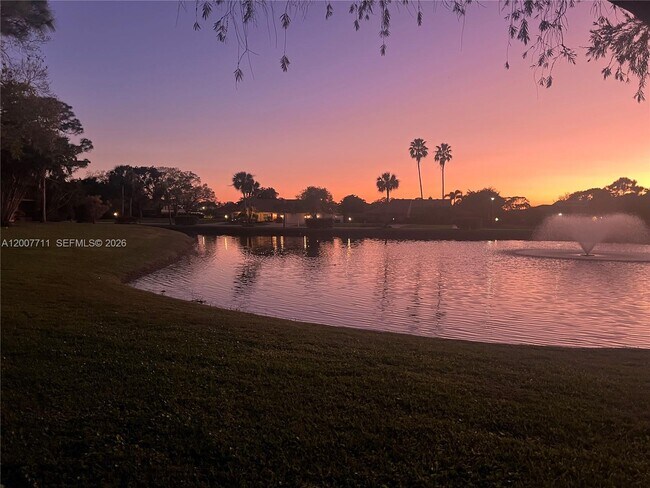 Building Photo - 6198 Brandon St