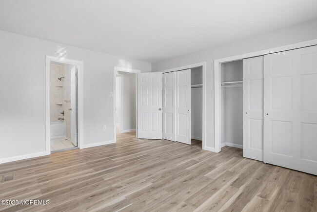 Building Photo - 30 Winged Foot Ln